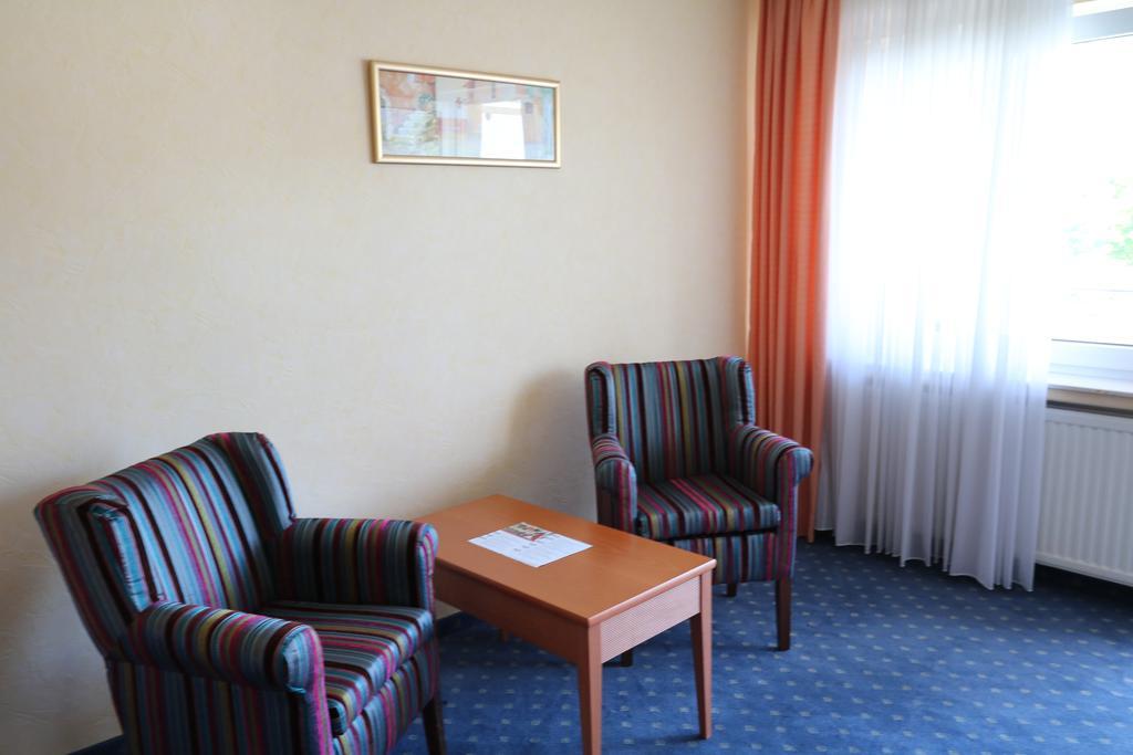 Hotel Aennchen 바트노이에나르아르바일러 외부 사진